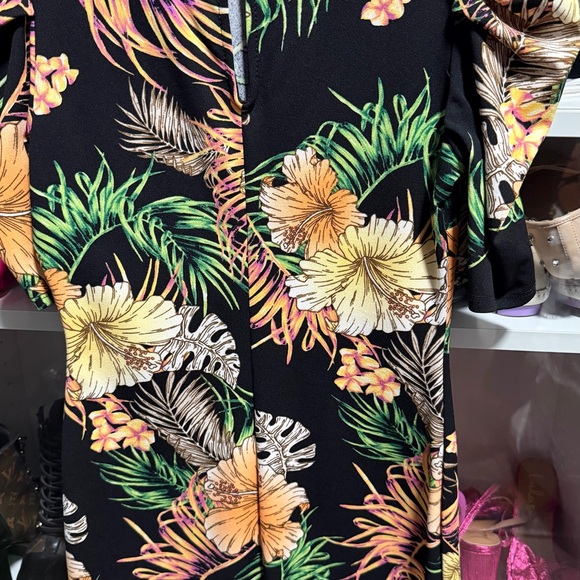 Trendy Boutique Tropical Floral Mini Dress - Picture 2 of 2